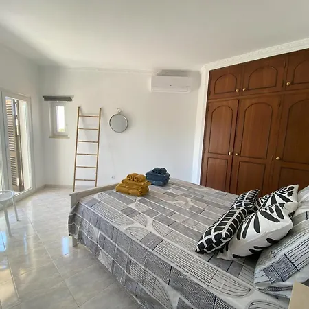 Lorida - Piscine Privee فيلة البوفيرا